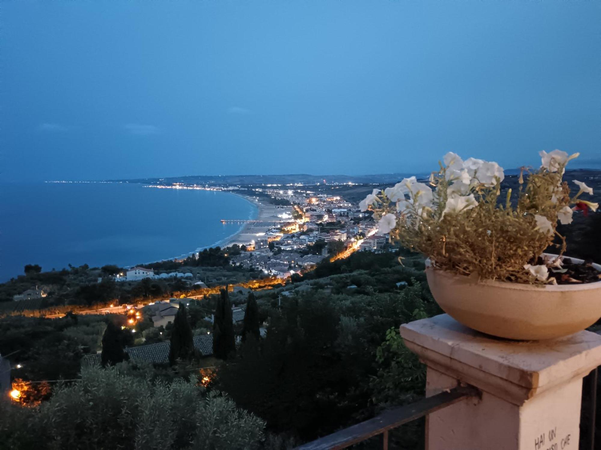 Casa Vacanze Stella Maris Vasto Marina Centro Exterior photo